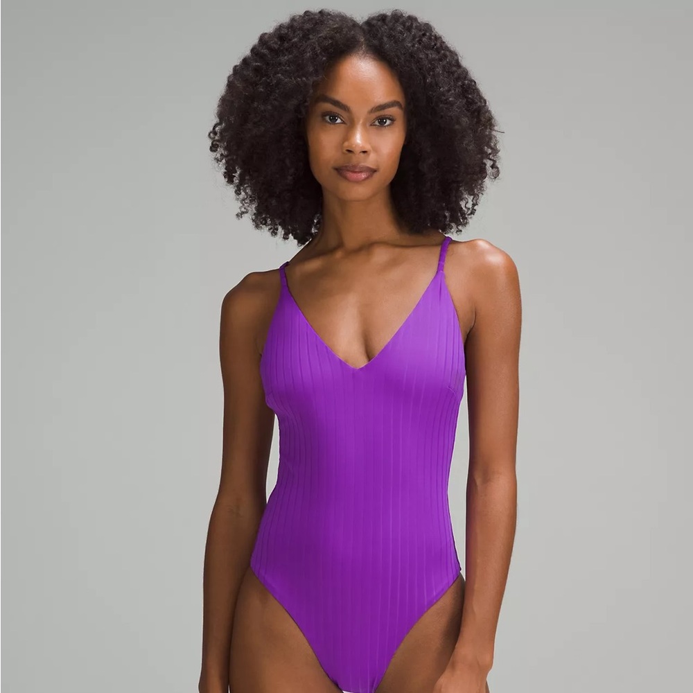 Lululemon V-Neck Ribbed One-Piece Swimsuit*NWT* Sz10